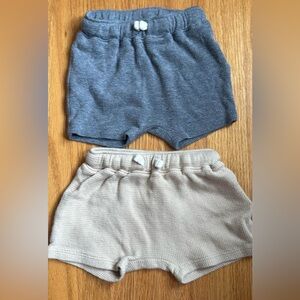 Old Navy Baby Shorts Size 3-6 Months